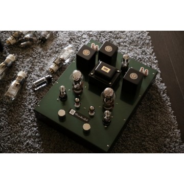 Amplificator Stereo Integrat Ultra High-End (Class A), 2x4W (8 Ohms)